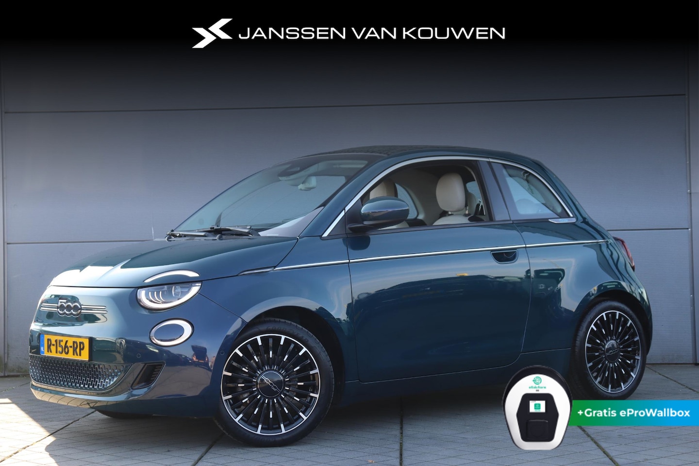Fiat 500 C - La Prima 42 kWh Cabrio / Navigatie / Adaptief cruise / Camera / 'Ocean Green' - AutoWereld.nl
