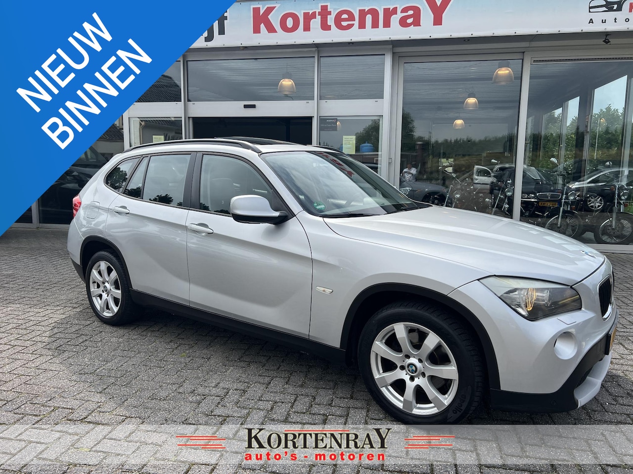 BMW X1 - sDrive18i Executive Panorama,Schuif/kanteldak,NAVI, Nw distributie, Nw Apk enz!! - AutoWereld.nl
