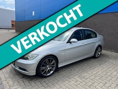 BMW 3-serie - 320i Business Line | Automaat | Memory | Navi | Cruise Control | Climate Control | Parkeer