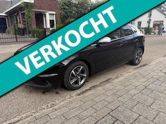 Volvo V40 - 2.0 D3 R-Design