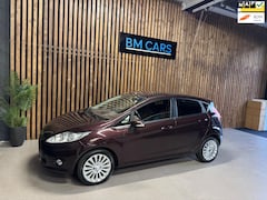 Ford Fiesta - 1.6 Ghia Clima, Parkeersensoren, Nieuwe APK