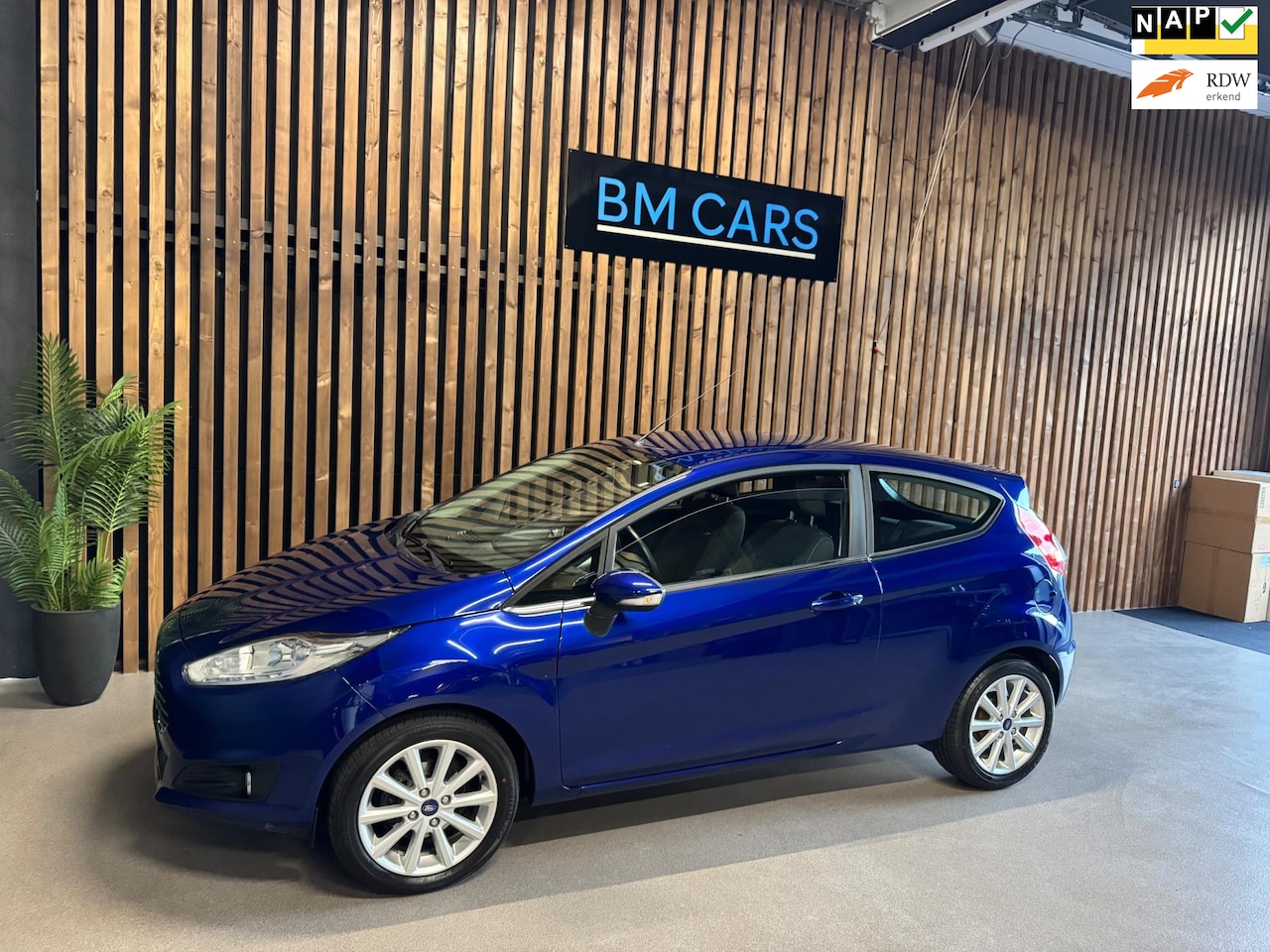 Ford Fiesta - 1.0 EcoBoost Titanium Navigatie,Cruise, Parksensor - AutoWereld.nl