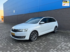 Skoda Rapid Spaceback - 1.2 TSI Greentech Edition | Automaat | Panoramadak | Adaptieve Cruise | Stoelverwarming |