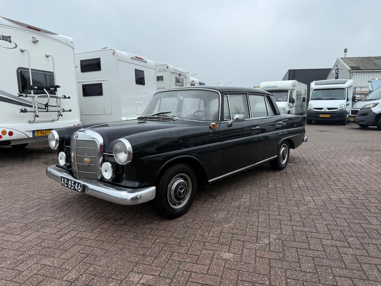 Mercedes-Benz 190 (W110) - Prachtige staat 1965 - AutoWereld.nl