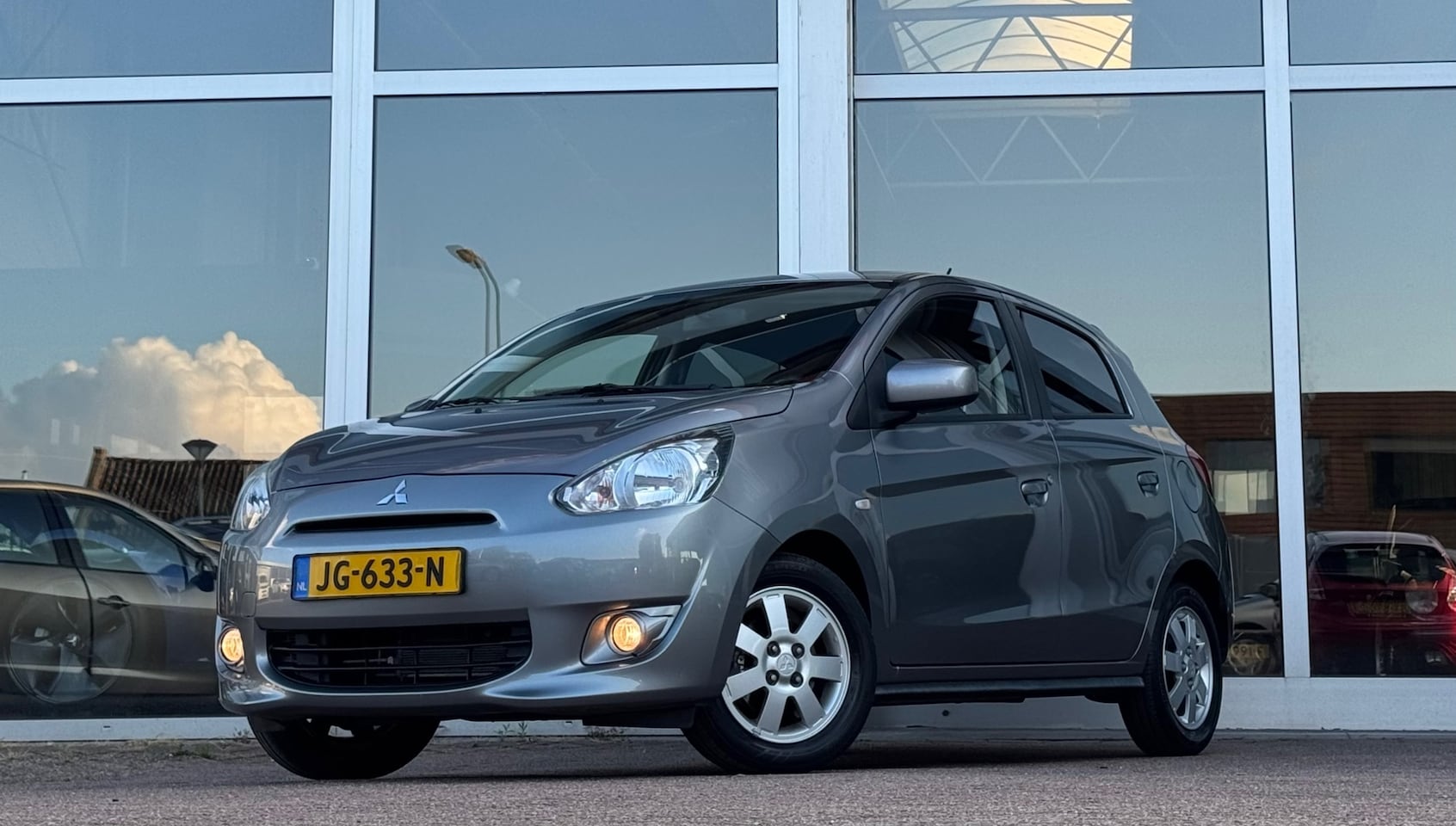 Mitsubishi Space Star - 1.0i Bright Automaat 1e Eigenaar Mooi! - AutoWereld.nl
