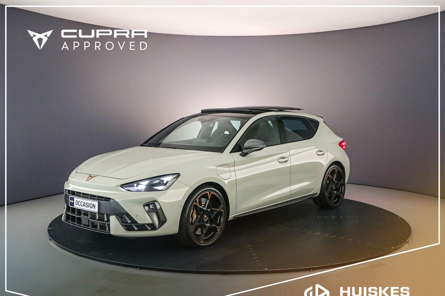 CUPRA Leon - VZ Performance 1.5 TSI e-Hybrid 272pk DSG Automaat Panoramadak, Lederen bekleding, Adaptiv - AutoWereld.nl