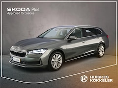 Skoda Superb Combi - First Edition 1.5 TSI PHEV 204pk DSG Automaat Trekhaak, Adaptive cruise control, 360 camer
