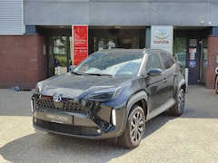 Toyota Yaris Cross - 1.5 Hybrid STYLE PANODAK STOEL/STUURVERW NAVI 17'' LM-VELGEN KEYLESS BLUETOOTH EL-ACHTERKL