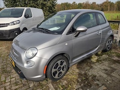 Fiat 500 - E-Classic -Sunroof- tot 1500 eur Korting