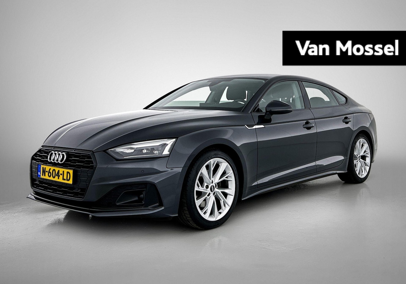 Audi A5 Sportback - 35 TFSI Business Edition l Apple Carplay / Android Auto l MMI navigatie plus MMI touch l A - AutoWereld.nl