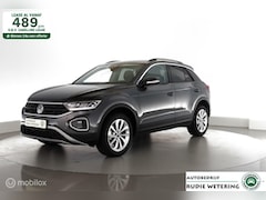 Volkswagen T-Roc - 1.5 TSI 150pk Automaat Business led|nav|cam|dab|tel|ecc|acc|lmv17