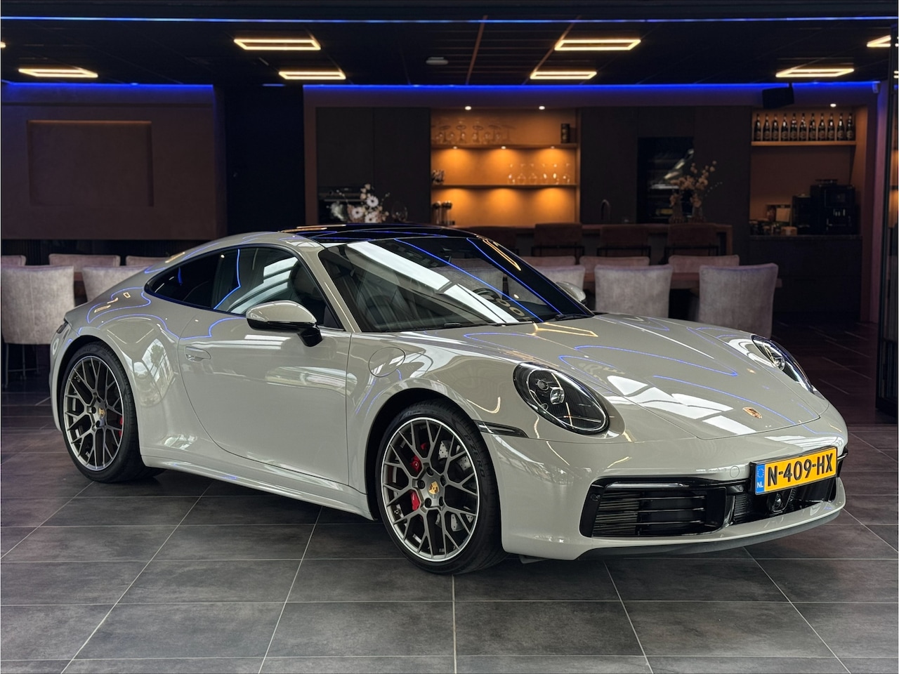Porsche 911 - 3.0 Carrera 4S Sport chrono Bose Dealer onderhouden Kreide Grau Panoramadak ACC 450PK! - AutoWereld.nl