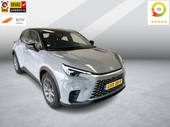 Lexus LBX - 2WD