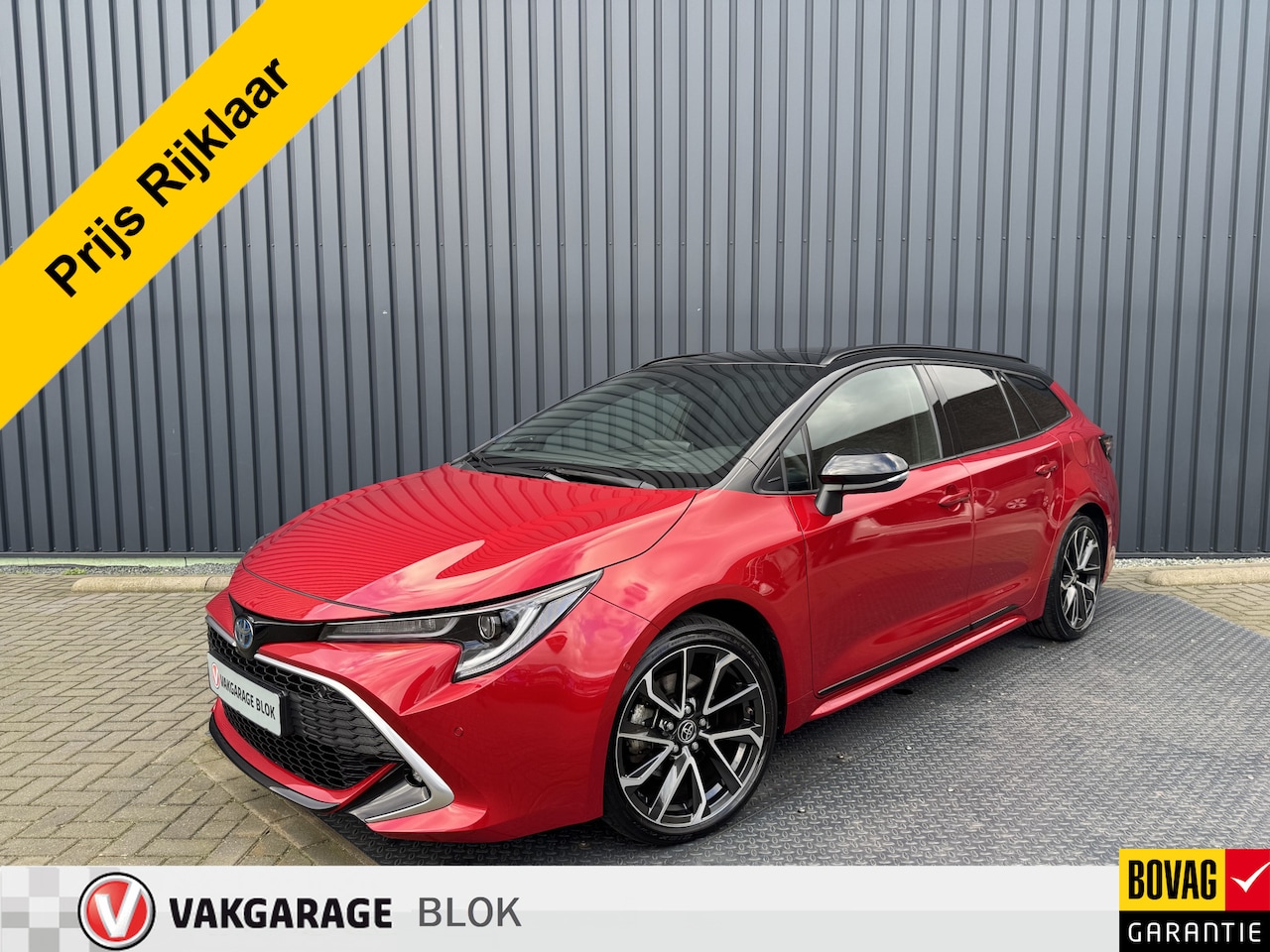 Toyota Corolla Touring Sports - 2.0 Hybrid Executive / Bi tone | Pano schuif- kantel dak | JBL | Head-up | Sport stoelen | - AutoWereld.nl