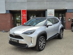 Toyota Yaris Cross - 1.5 Hybrid STYLE EL-ACHTERKLEP PANODAK STOEL/STUURVERW HEAD-UP KEYLESS CLIMA AD-CRUISE APP