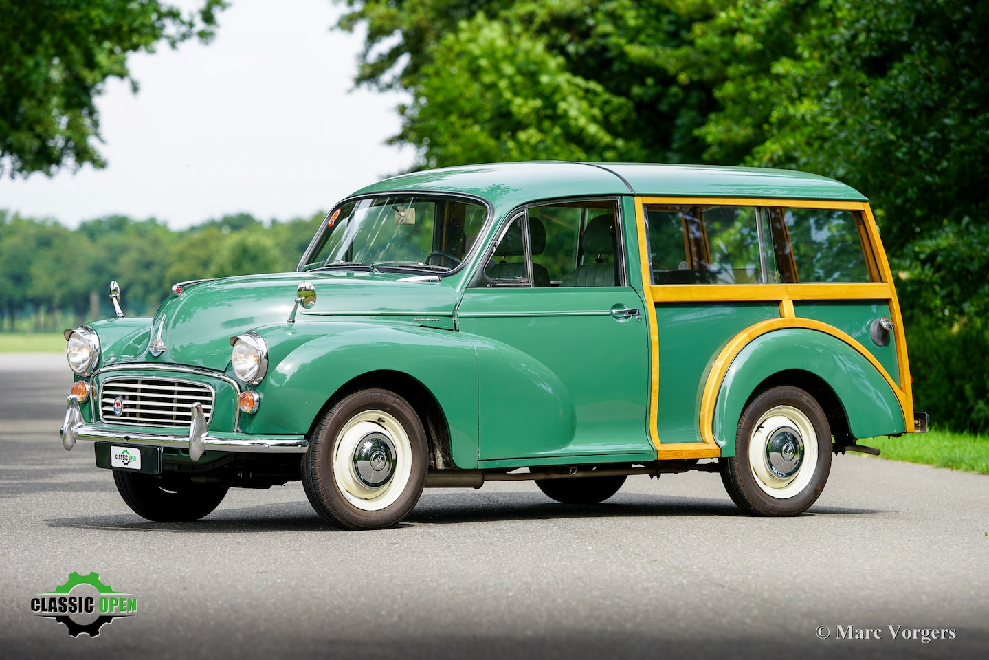 MORRIS MINOR TRAVELLER