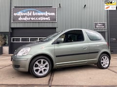 Toyota Yaris - 1.3 VVT-i Sol 127000 KM ZEER LEUKE AUTO