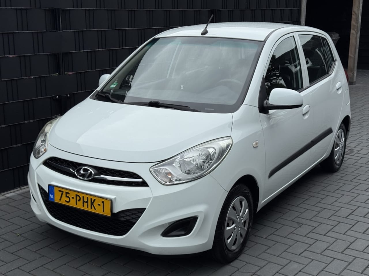 Hyundai i10 - 1.2 i-Drive 2011| WIT| 93DKM NAP| ELEK PAKKET| - AutoWereld.nl