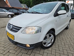 Volkswagen Fox - 1.2 Trendline. 2011. Lichtmetaal/Spoiler/Mistlampen etc.. Inruilkoopje