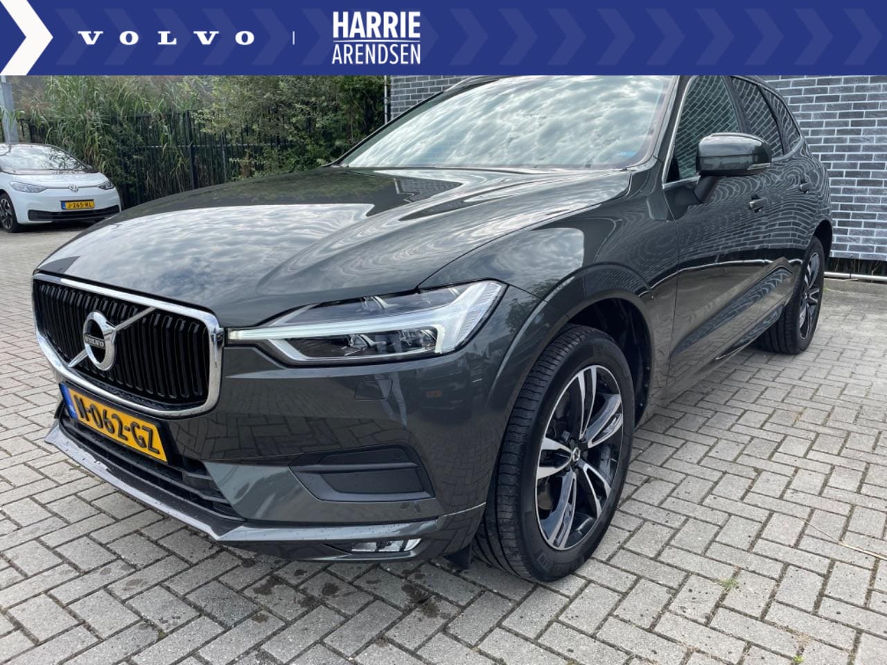 Volvo XC60 - 2.0 T4 Inscription | Trekhaak | Harman Kardon | 19 inch - AutoWereld.nl