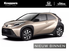 Toyota Aygo X - 1.0 VVT-i MT Pulse Apple/Android, Cruise, 17inch velgen, Voorstoelen verwarmd , All-in Rij