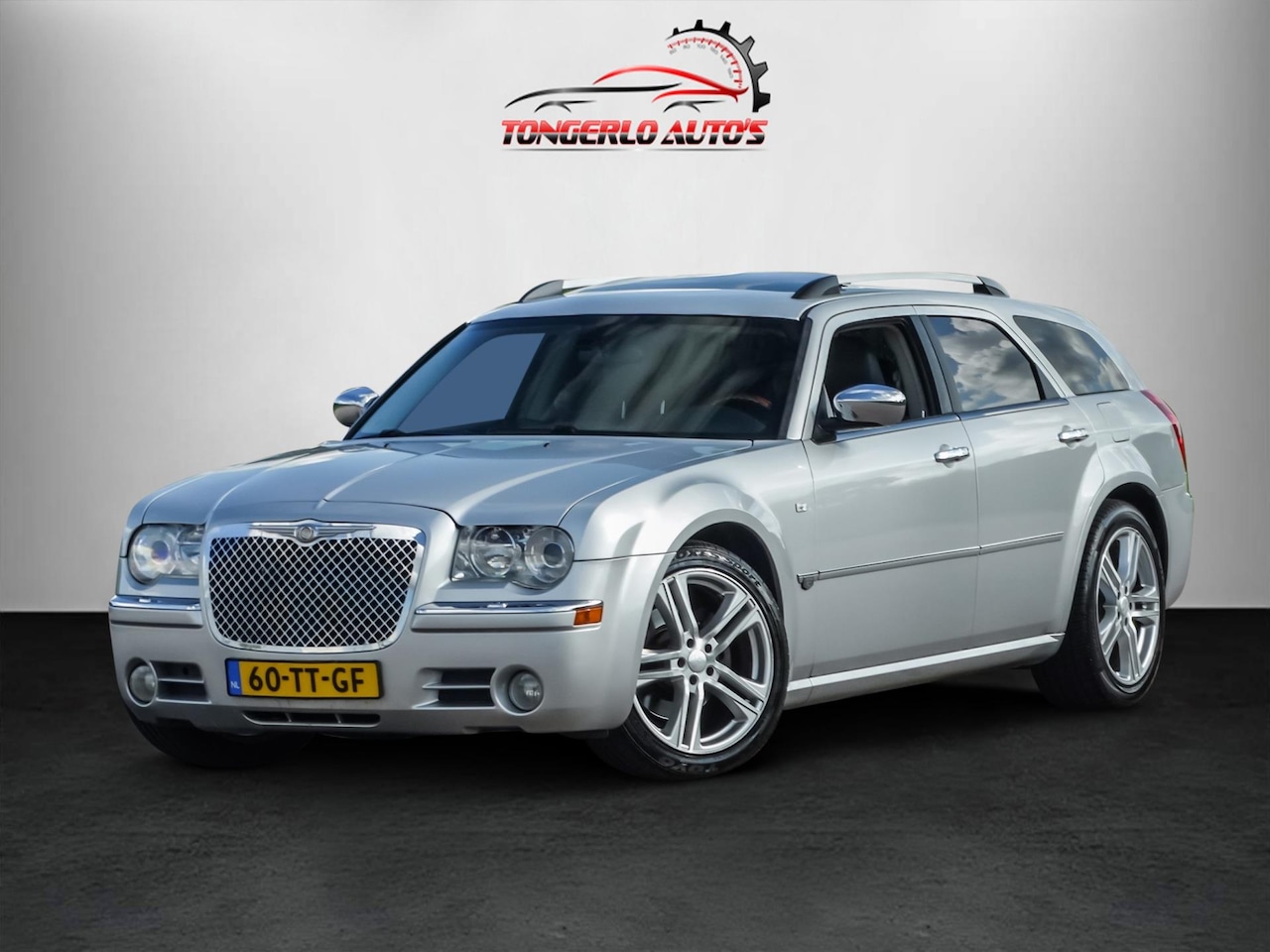 Chrysler 300C Touring - 5.7 V8 HEMI Trekhaak Schuif/kant. dak Automaat Cruise 20'' - AutoWereld.nl