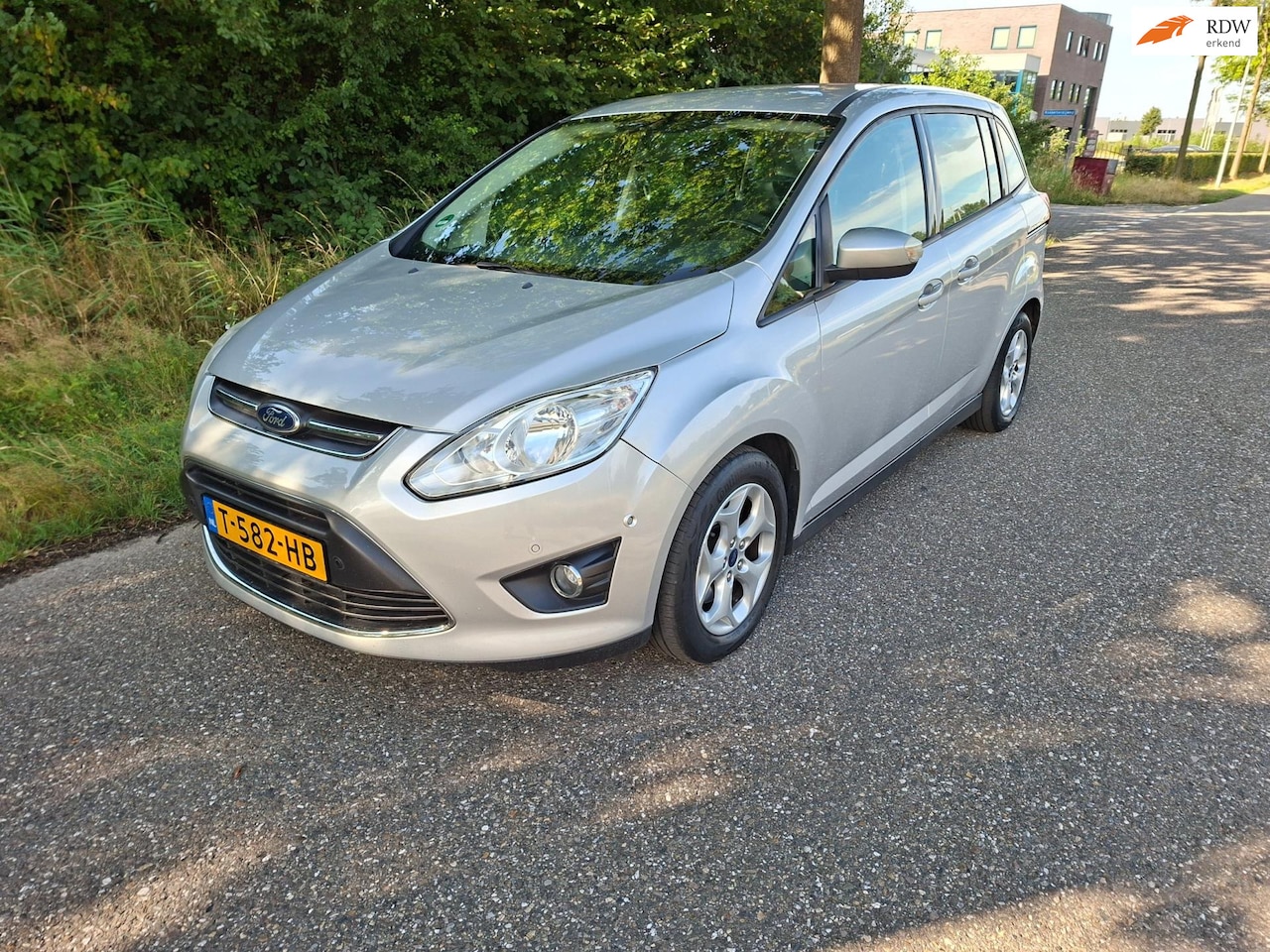 Ford Grand C-Max - 1.0 Ambiente nieuwe distributieriem gr beurt gehad - AutoWereld.nl