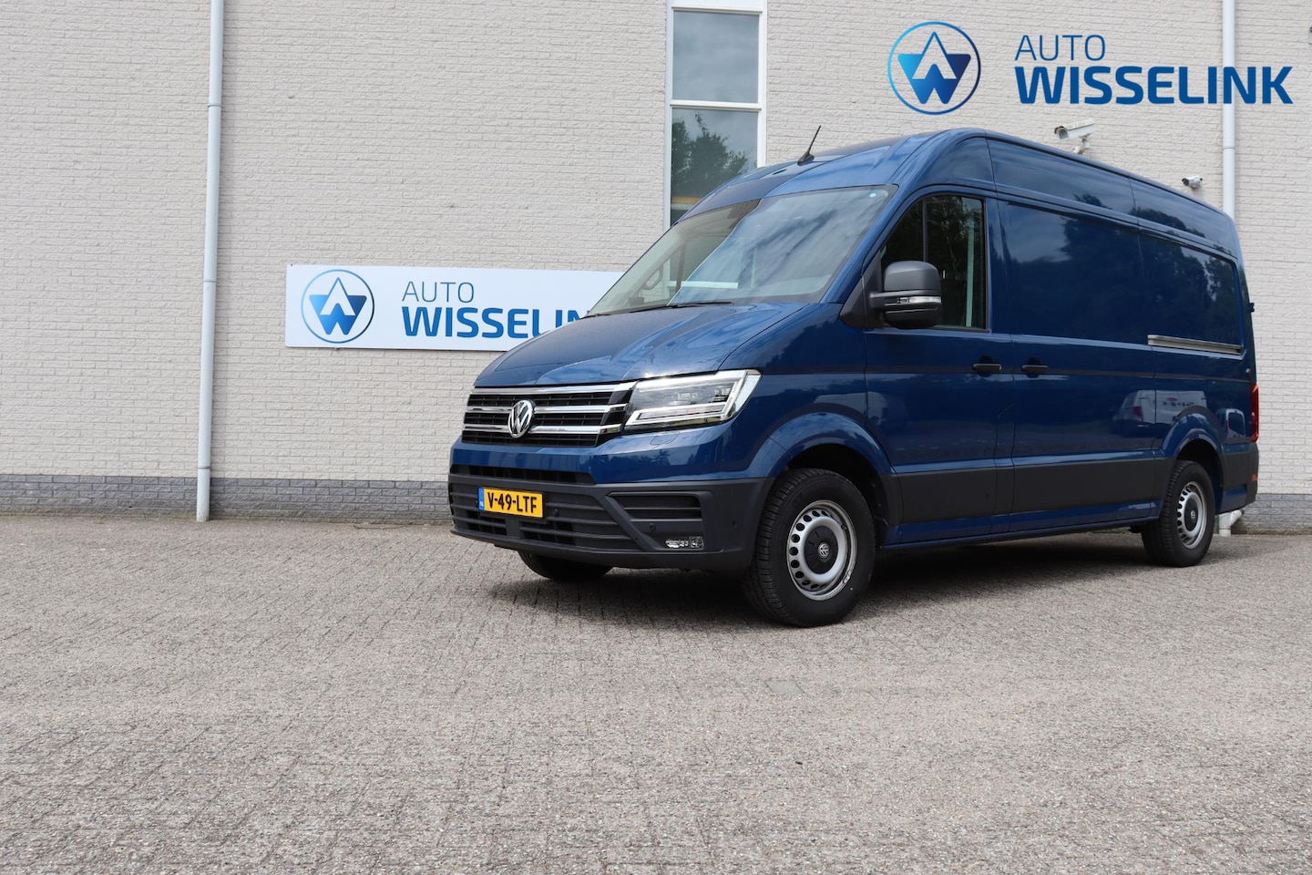 Volkswagen Crafter - 35 2.0 TDI L3H2 Highl EUROVI RWD 3,5T trekgewicht Dubbeleschuifdeur - AutoWereld.nl
