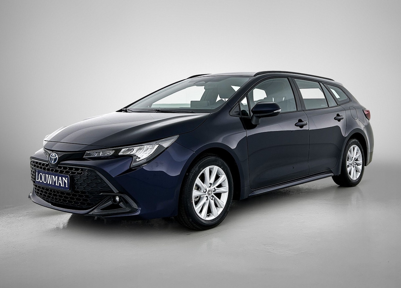 Toyota Corolla Touring Sports - Hybrid 140 Active - Louwman Zin in Zomervoordeel auto - - AutoWereld.nl