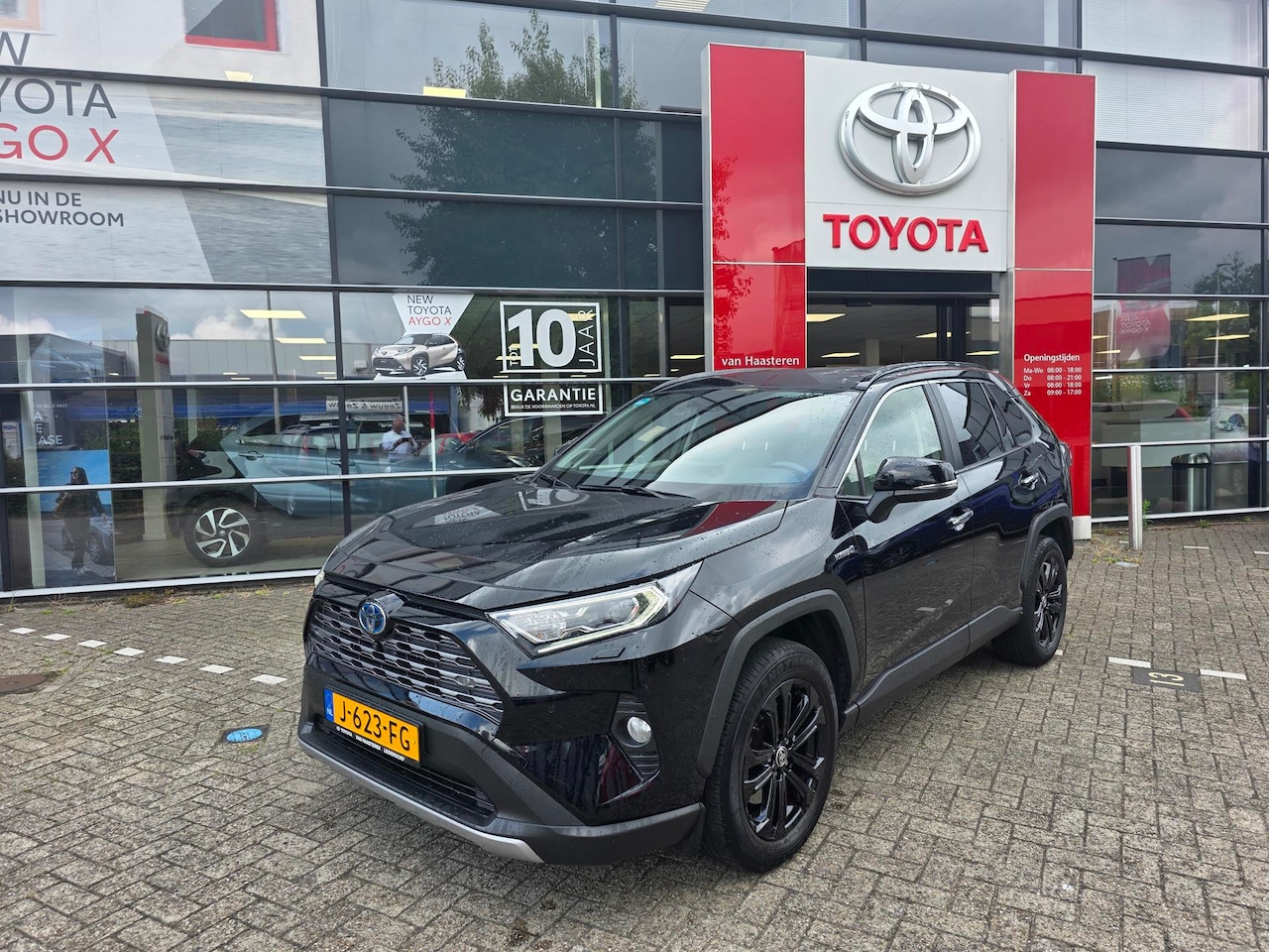 Toyota RAV4 - 2.5 Hybrid 218pk CVT Executive - AutoWereld.nl