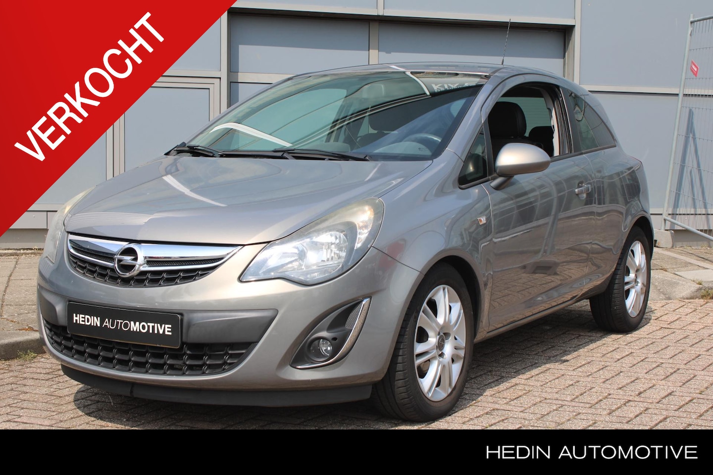 Opel Corsa - 1.4-16V BlitZ | Climate control | Navigatie | 16 Inch LMV | Parkeersensoren | 64000 km - AutoWereld.nl