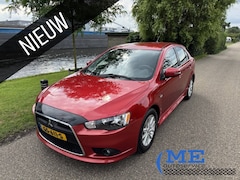 Mitsubishi Lancer Sportback - 1.6 Limited Edition|Pdc|stoelverwarming|airco