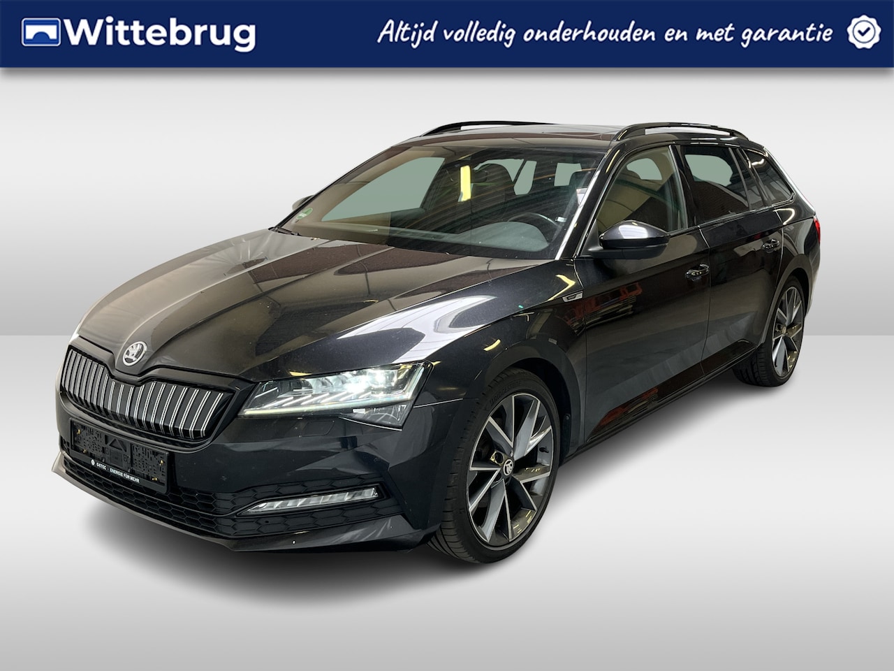 Skoda Superb Combi - 1.4 TSI iV Sportline Business / AUTOMAAT/ PANO/ ELEKTR. TREKHAAK/ STOEL VERWARM. V+A/ ADAP - AutoWereld.nl