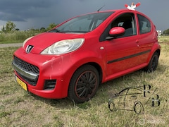 Peugeot 107 - 1.0-12V XS NIEUWE APK