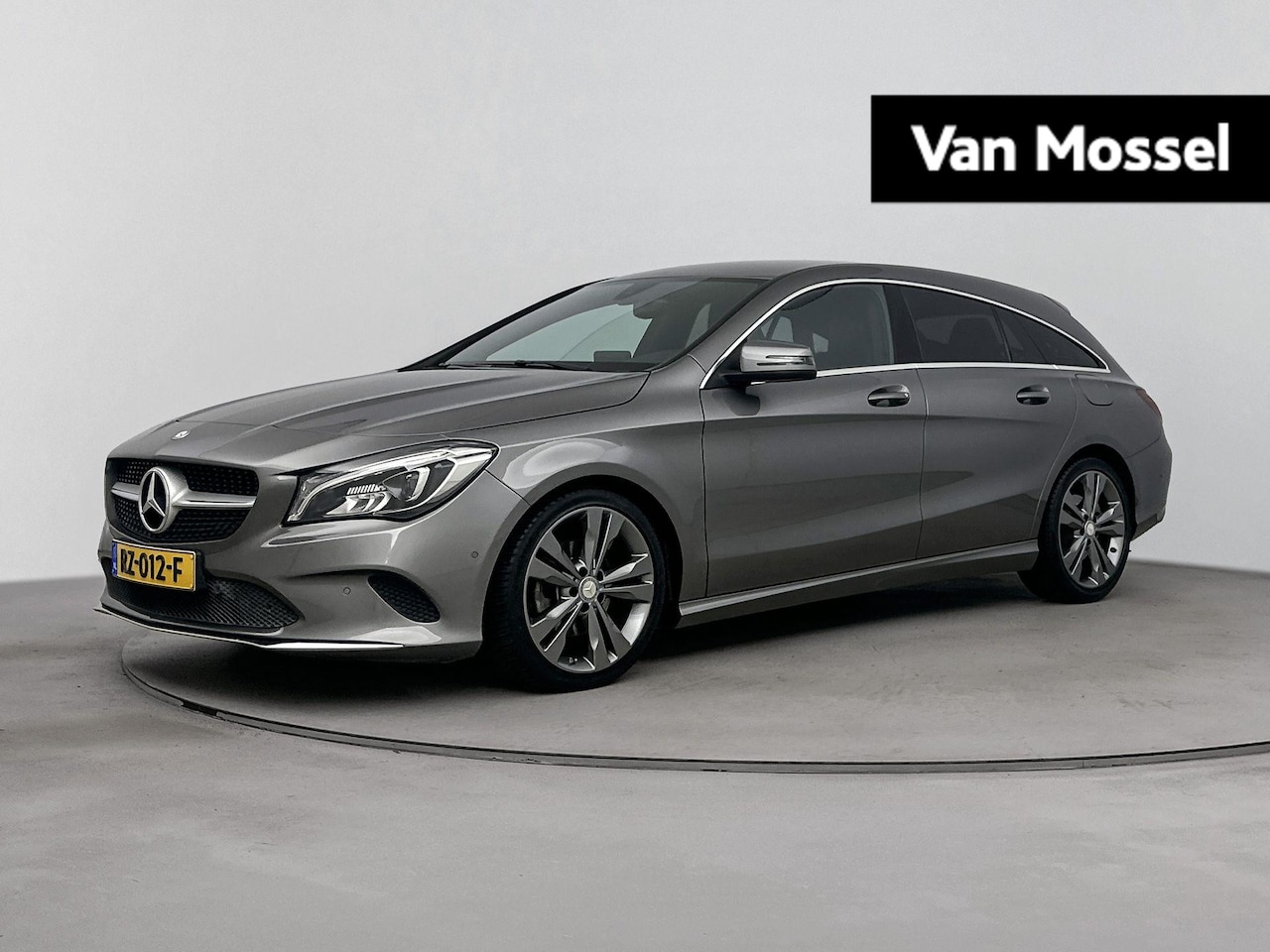 Mercedes-Benz CLA-klasse Shooting Brake - 180 Business Solution | Achteruitrijcamera | Stoelverwarming | LED High Performance | Navi - AutoWereld.nl