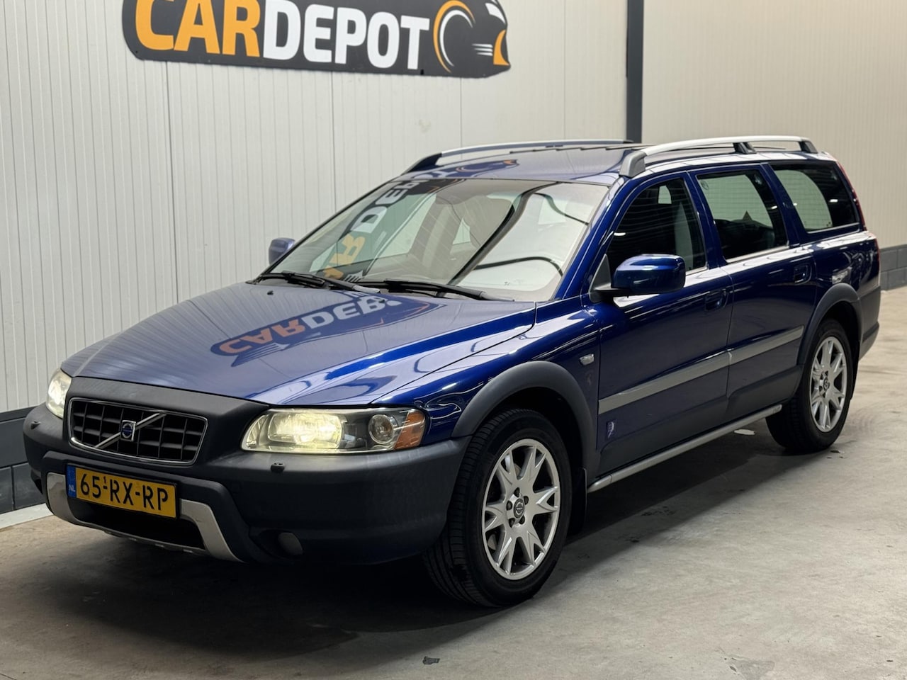 Volvo XC70 - 2.4D Summum 2.4D Summum - AutoWereld.nl
