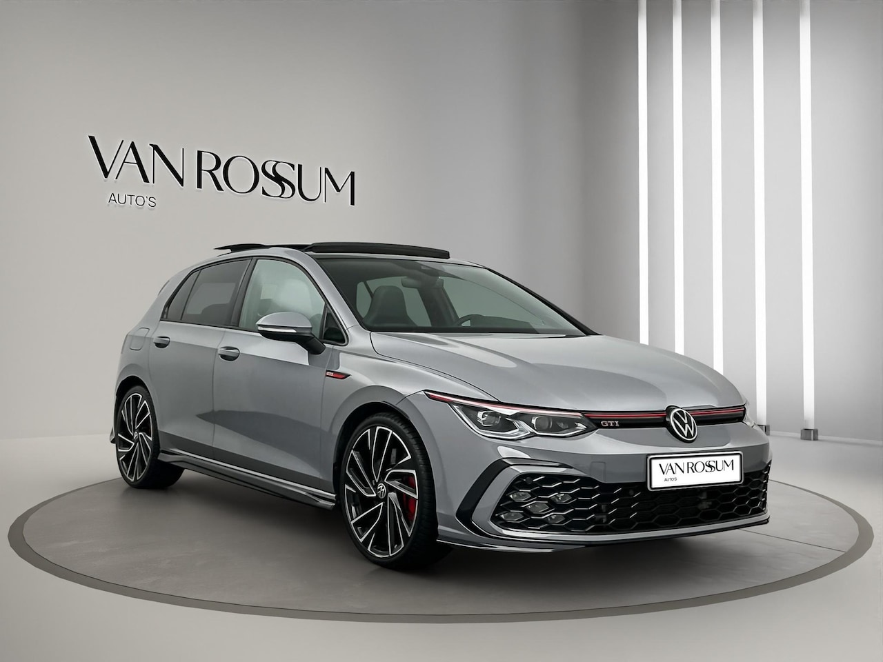 Volkswagen Golf - 2.0 TSI GTI Pano IQ Leder H&K Sfeer - AutoWereld.nl