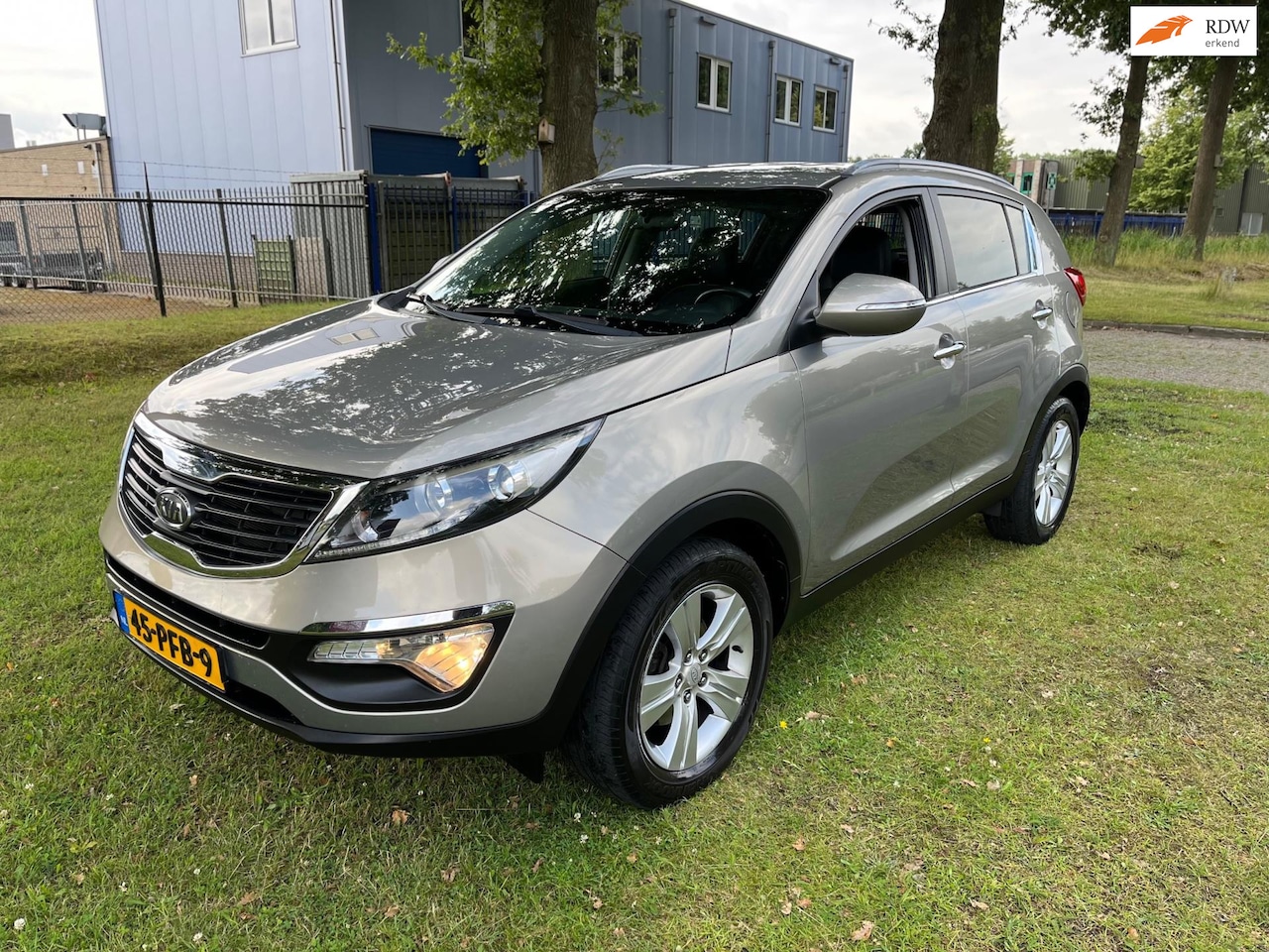 Kia Sportage - 1.6 GDI X-ecutive Plus Pack 1.6 GDI X-ecutive Plus Pack - AutoWereld.nl