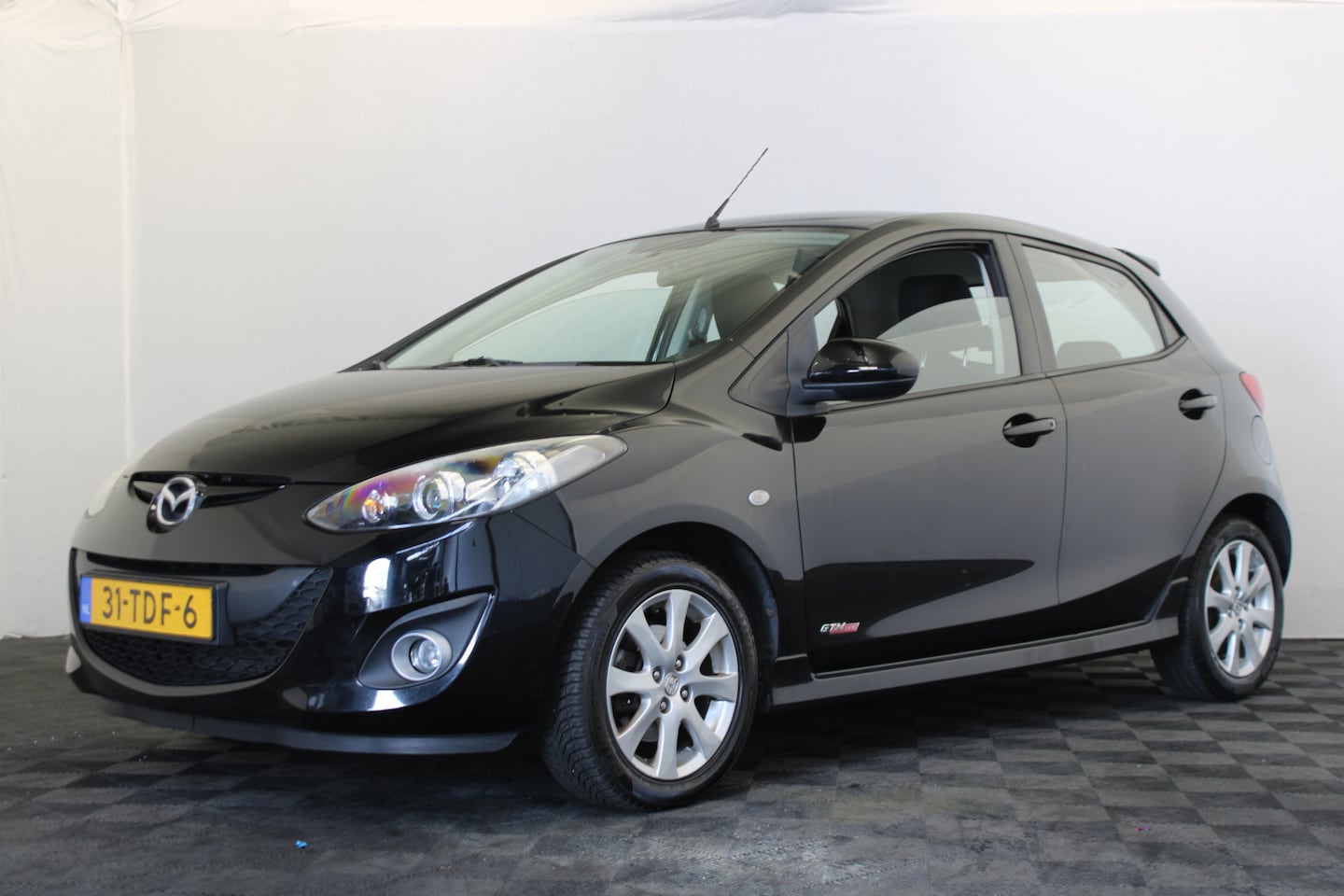 Mazda 2 - 1.3 BIFUEL GT-M Line 1.3 BIFUEL GT-M Line - AutoWereld.nl
