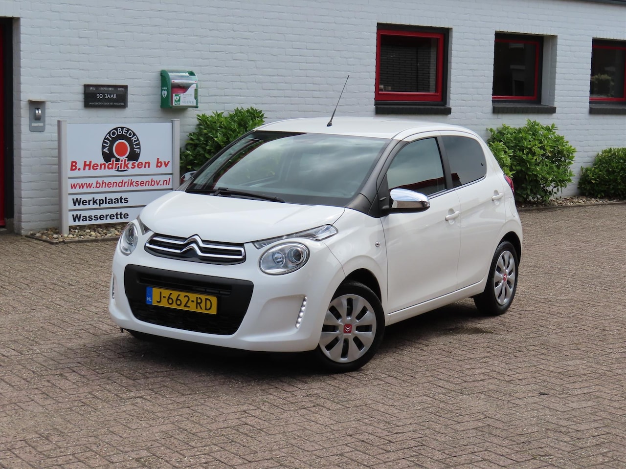 Citroën C1 - 1.0 VTi 72PK 5D Feel/ Airco/ Bluetooth/ Getinte ramen/ 1 Eigenaar/ Origineel NL/ NAP - AutoWereld.nl