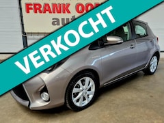 Toyota Yaris - 1.5 Hybrid 75PK Dynamic 1e eigenaar|NL auto|Dealer OH|Navi|Keyless|Trekhaak|Climate contro