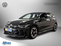 Volkswagen Golf - 1.5 eTSI 150pk R-Line R-Line / Stoel Verwarming / LED