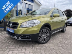 Suzuki SX4 S-Cross - 1.6 Exclusive | 17" LM- velgen, Keyless go en entry, Camera, Navigatie, Panorama dak Schui