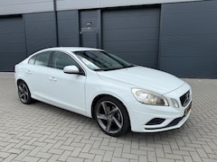 Volvo S60 - 1.6 T3 R-Design Nette NL Auto