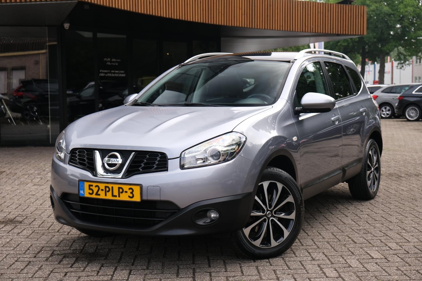 Nissan Qashqai+2 - 1.6 Connect Edition/7-Zits/Pano/Camera/Clima/Trekhaak/Cruise - AutoWereld.nl