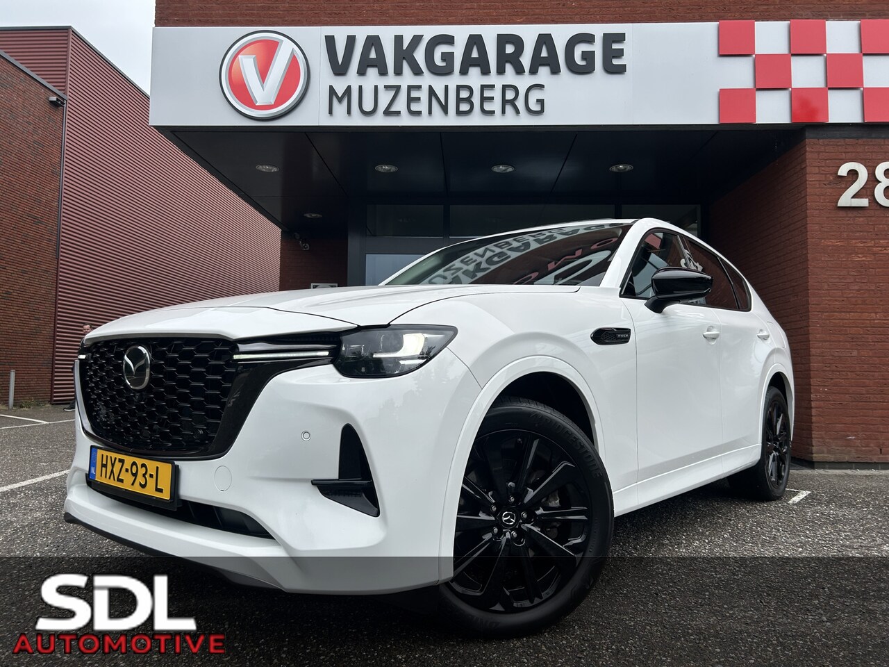 Mazda CX-60 - 2.5 e-SkyActiv PHEV Homura // LEDER // PANO-SCHUIFDAK // DODEHOEK // BOSE // ELEK. KLEP // - AutoWereld.nl