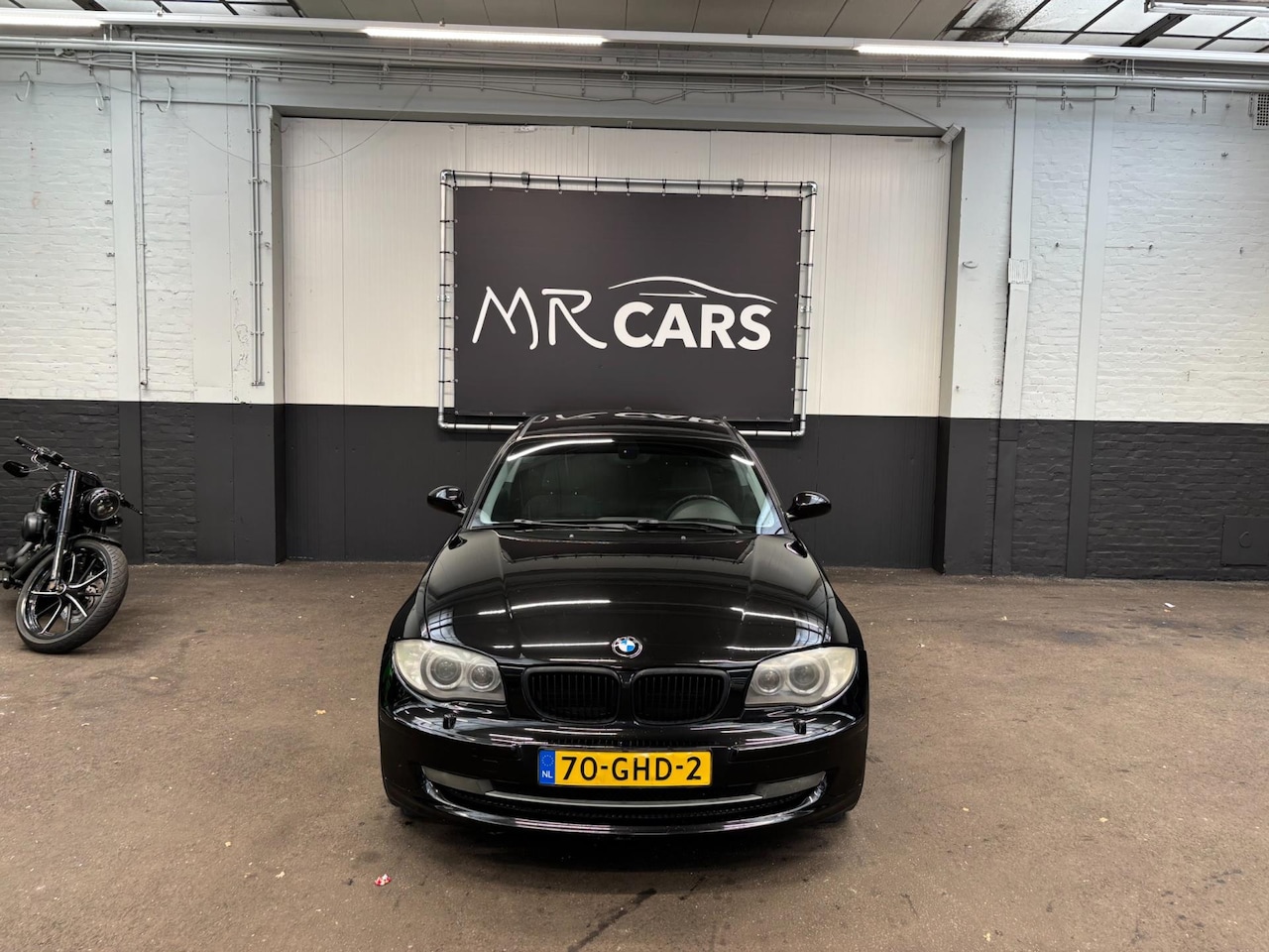BMW 1-serie - 116i Business Line Airco/Navi - AutoWereld.nl