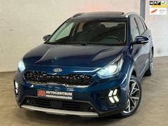 Kia Niro - 1.6 GDi Hybrid ExecutiveLine Pano|LED|Carplay|Camera|Dealer Onderhouden