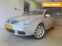 Volkswagen Golf - 1.6 FSI Trendline 5drs AIRCO NAVI NAP APK RIJDT GOED 17 inch