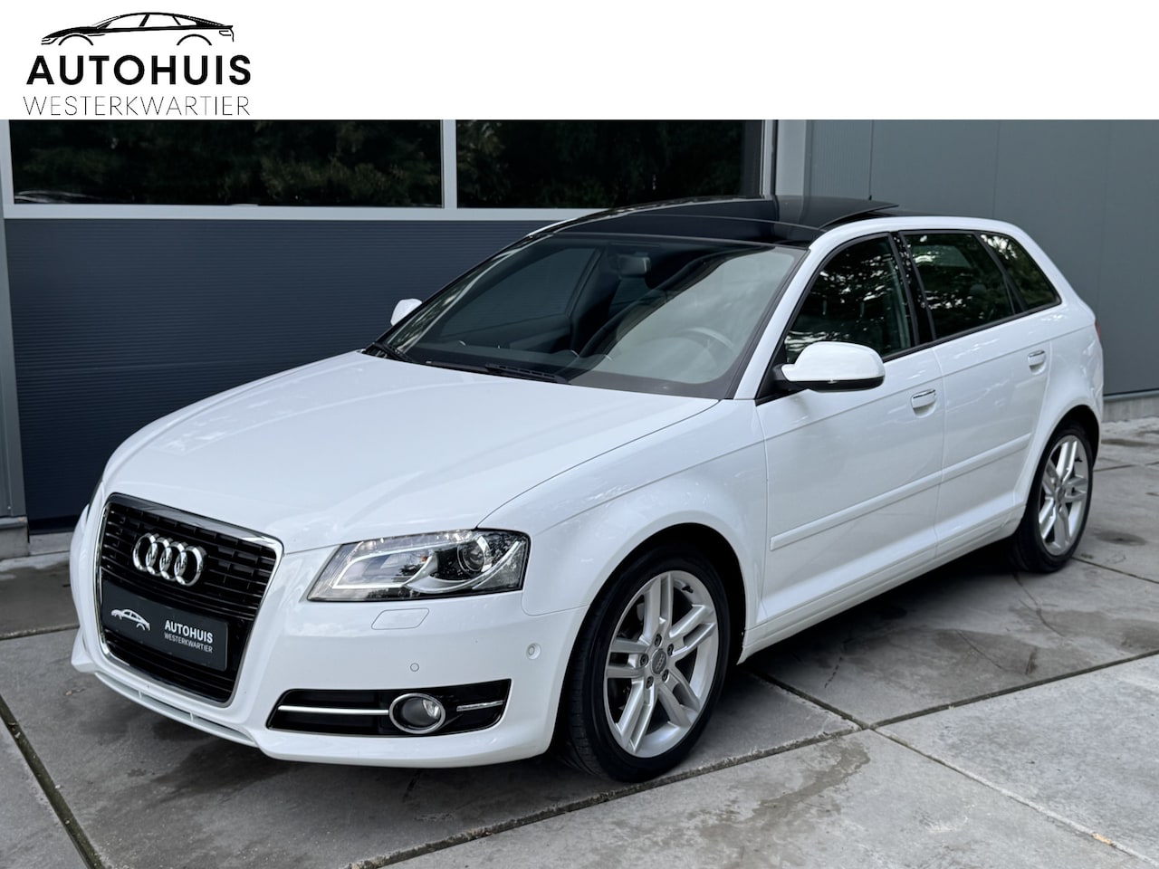 Audi A3 Sportback - 1.4 TFSI 125PK H6 S-line Attraction Pro Line S Business Panoramadak Stoelverwarming Elekt. - AutoWereld.nl